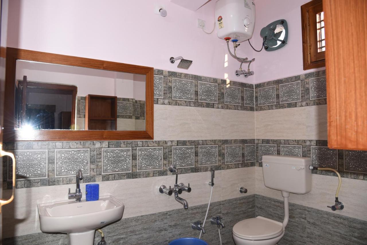 Anjani Mansion Hotel Haiderabad Buitenkant foto