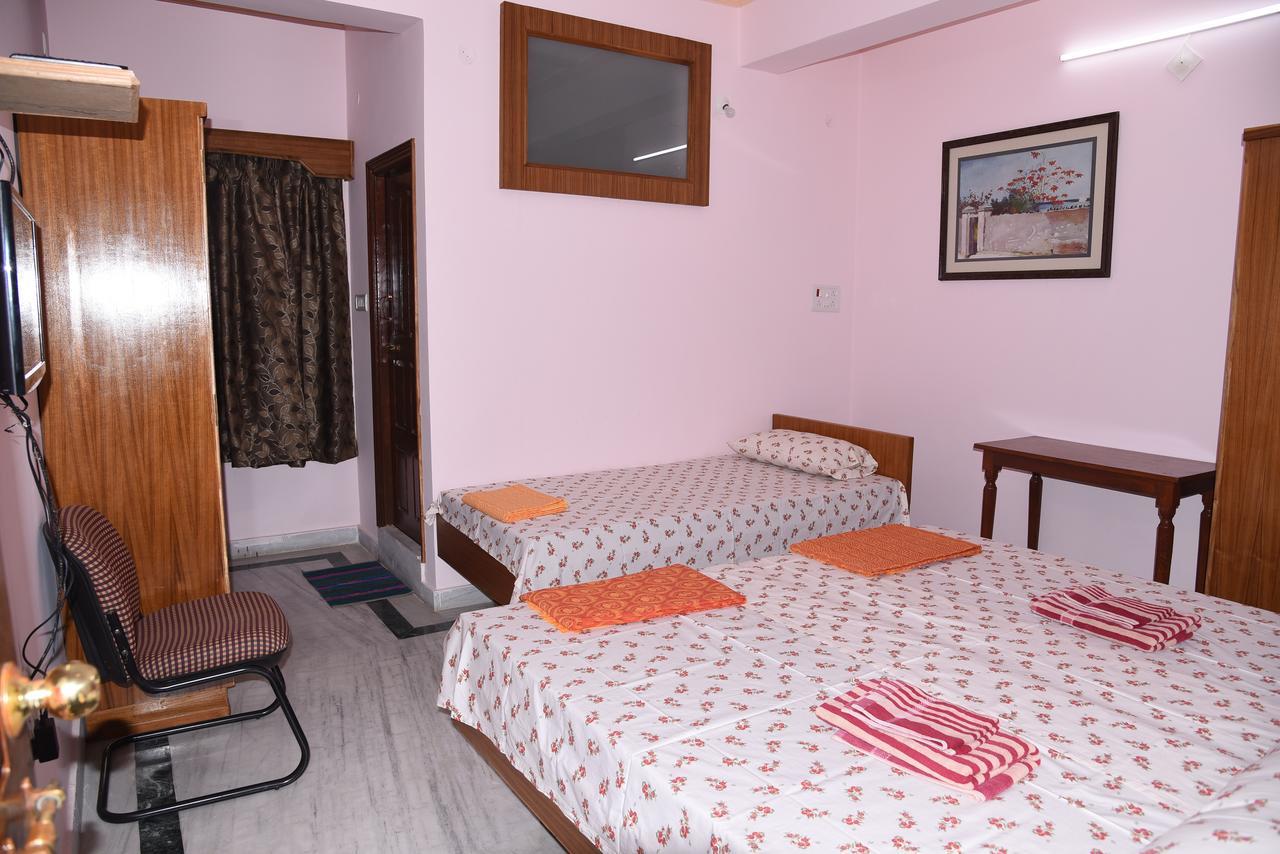 Anjani Mansion Hotel Haiderabad Buitenkant foto