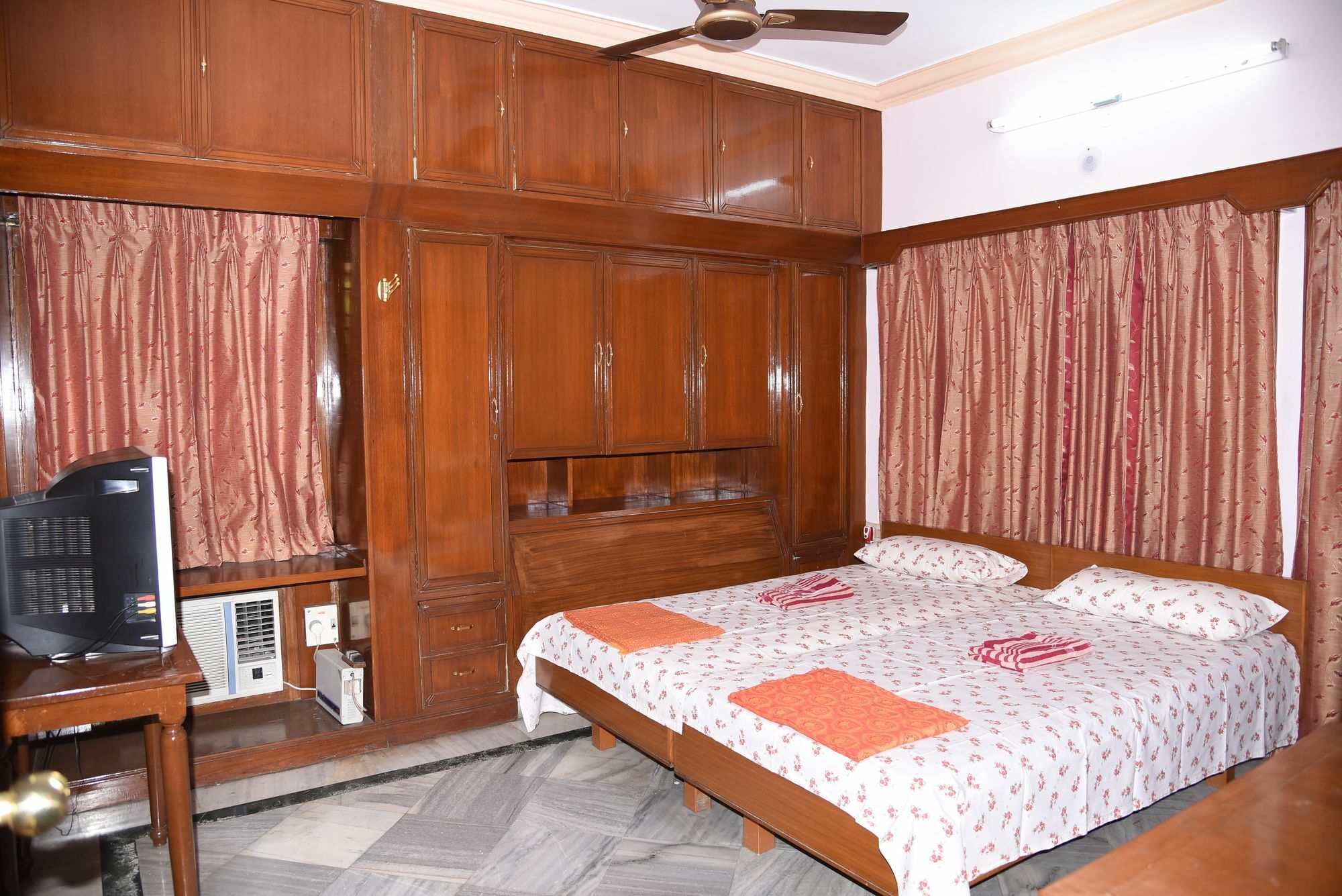 Anjani Mansion Hotel Haiderabad Buitenkant foto